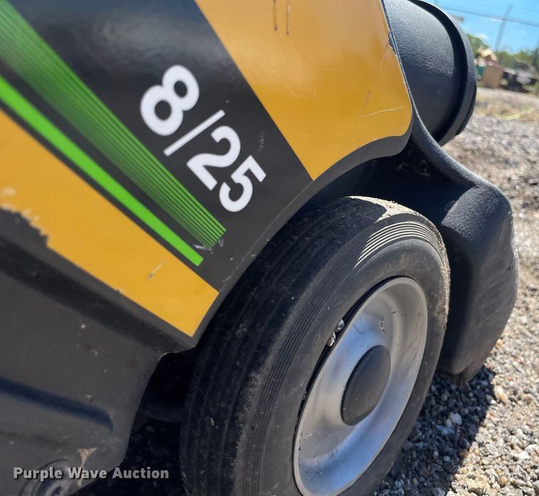 image for item NH9424 Baker chipper vacuum