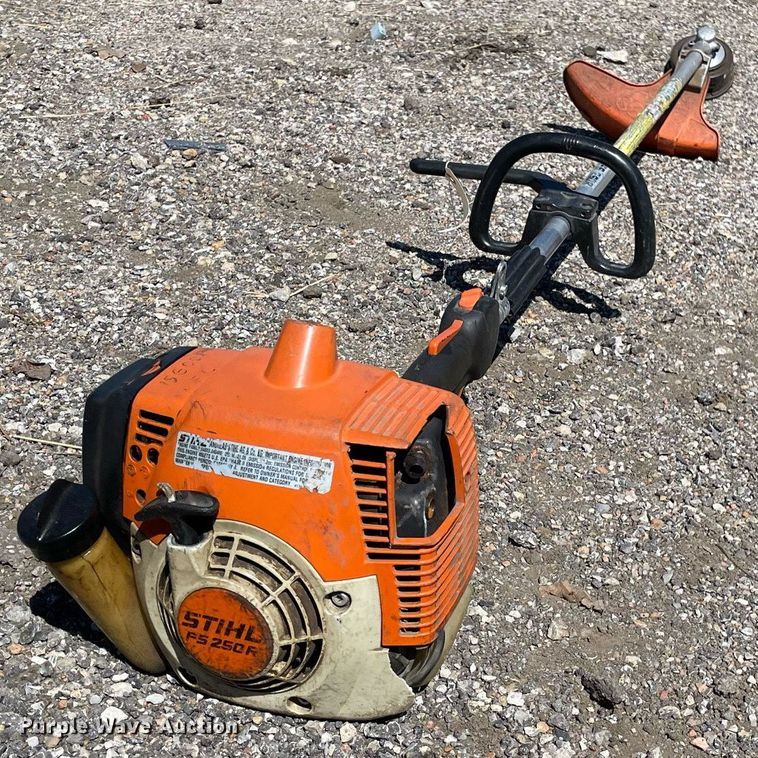 image for item NH9425 Lawn equipment