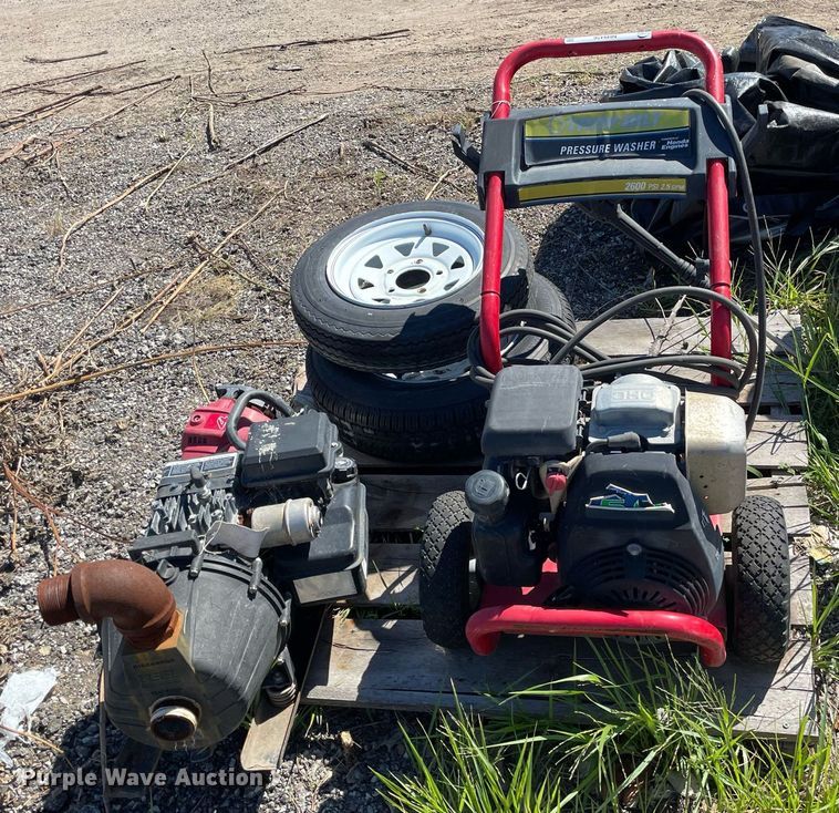 image for item NH9426 Troy-Bilt pressure washer