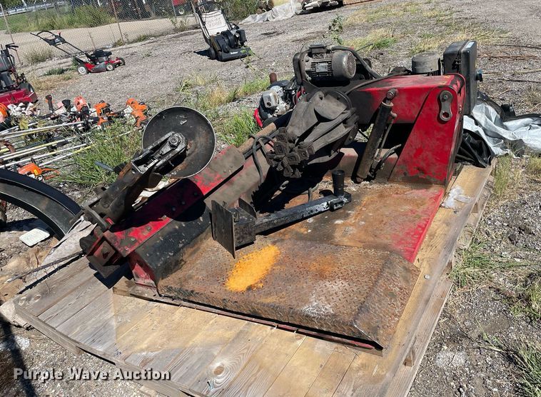 image for item NH9427 2012 CEMB SM56TXL tire changer