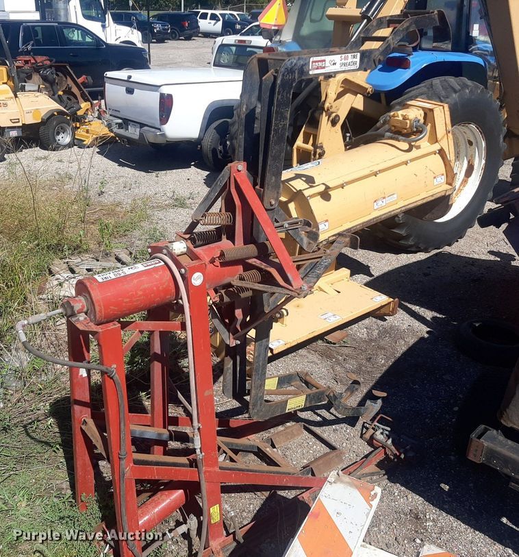 image for item NH9433 Coats S-60 tire spreader