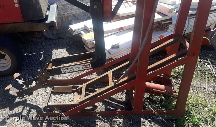 image for item NH9433 Coats S-60 tire spreader