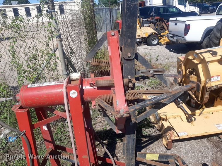 image for item NH9433 Coats S-60 tire spreader