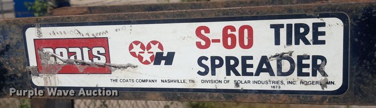 image for item NH9433 Coats S-60 tire spreader