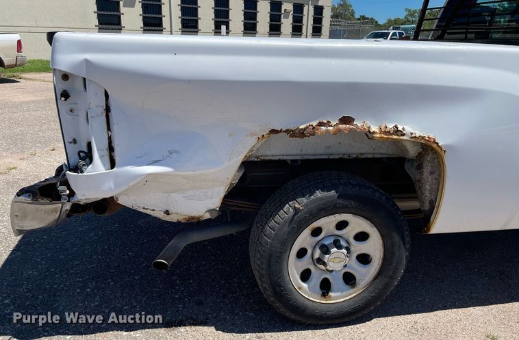 image for item NY9640 2011 Chevrolet Silverado 1500 Ext. Cab pickup truck