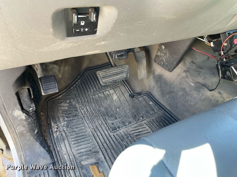 image for item NY9640 2011 Chevrolet Silverado 1500 Ext. Cab pickup truck