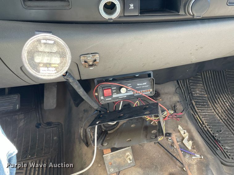 image for item NY9640 2011 Chevrolet Silverado 1500 Ext. Cab pickup truck