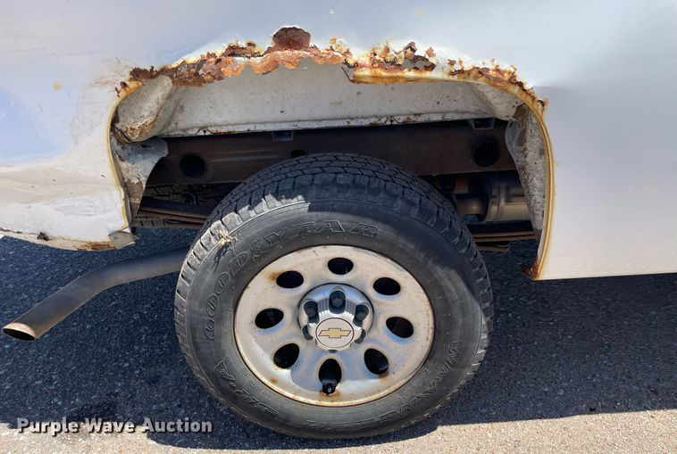 image for item NY9640 2011 Chevrolet Silverado 1500 Ext. Cab pickup truck