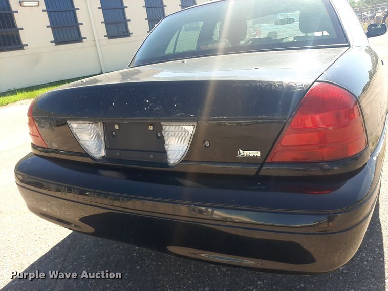 image for item NY9655 2011 Ford Crown Victoria Police Interceptor 