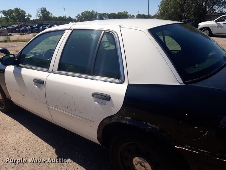 image for item NY9655 2011 Ford Crown Victoria Police Interceptor 