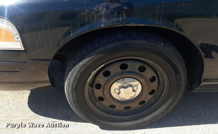 image for item NY9655 2011 Ford Crown Victoria Police Interceptor 