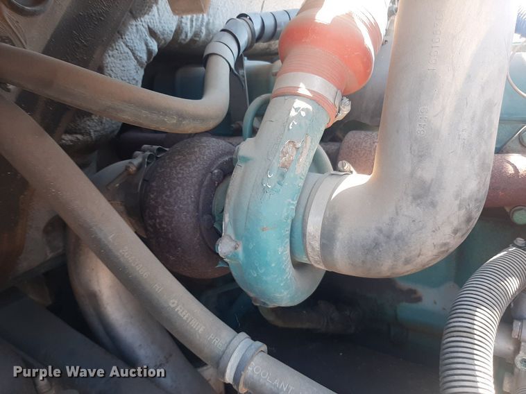 image for item NY9658 1994 International 4700  digger derrick truck