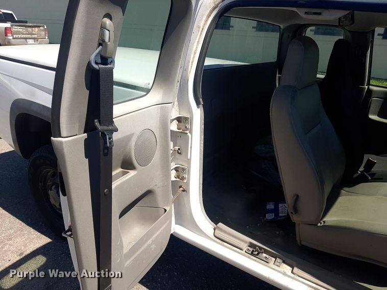 image for item NY9660 2008 Chevrolet Colorado Ext. Cab pickup truck