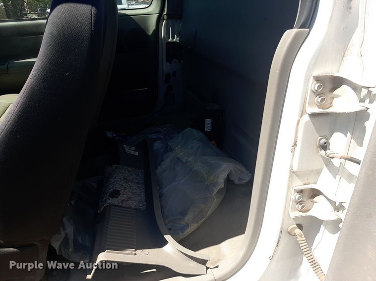 image for item NY9660 2008 Chevrolet Colorado Ext. Cab pickup truck