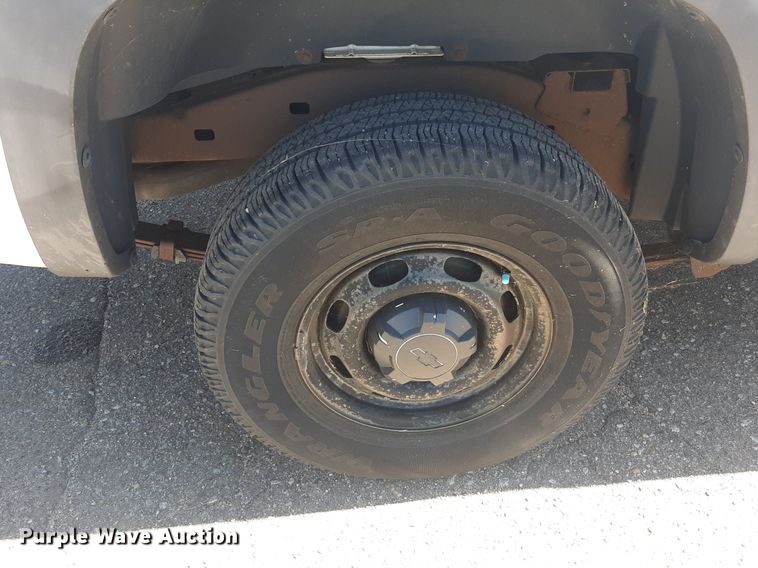 image for item NY9660 2008 Chevrolet Colorado Ext. Cab pickup truck