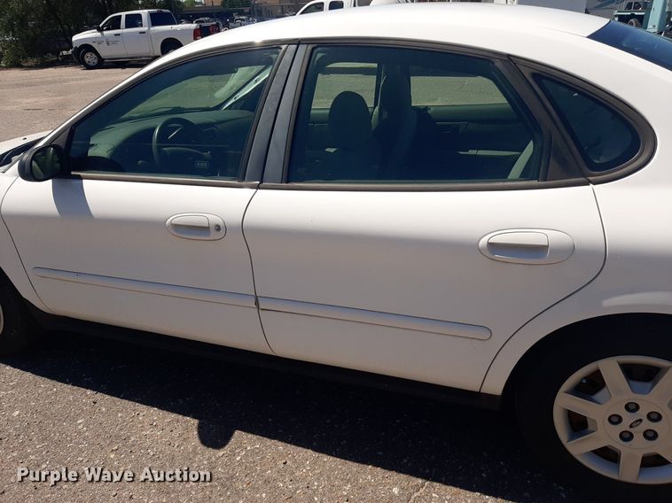image for item NY9661 2006 Ford Taurus 