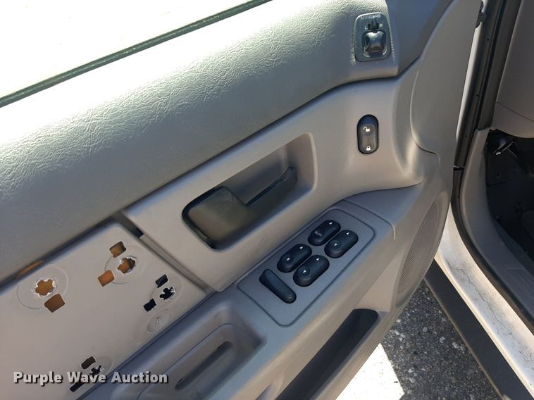 image for item NY9661 2006 Ford Taurus 