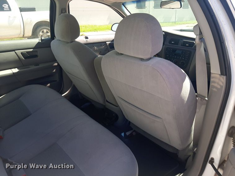 image for item NY9661 2006 Ford Taurus 