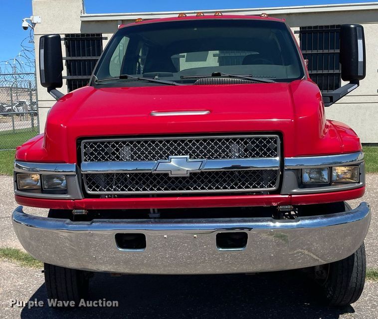 image for item NY9662 2008 Chevrolet C5500 Crew Cab utility / service truck