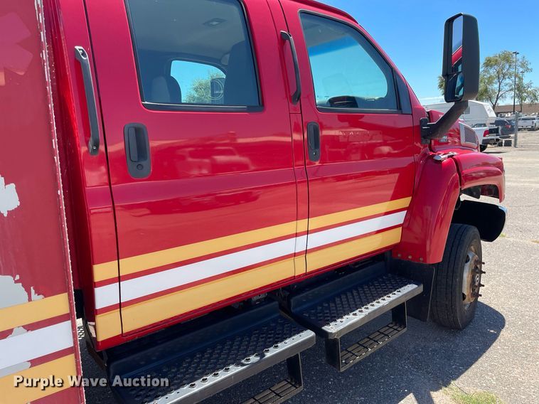 image for item NY9662 2008 Chevrolet C5500 Crew Cab utility / service truck