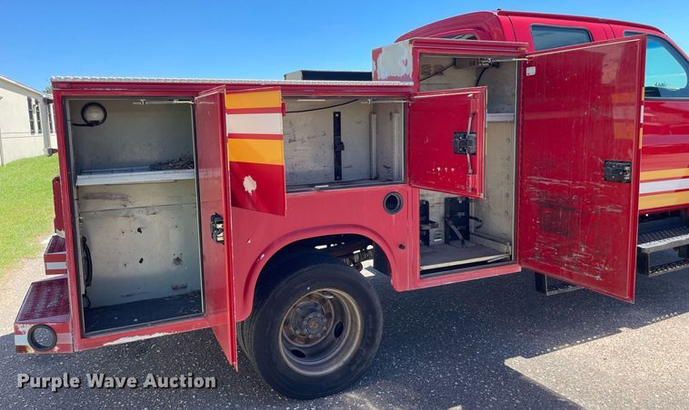 image for item NY9662 2008 Chevrolet C5500 Crew Cab utility / service truck