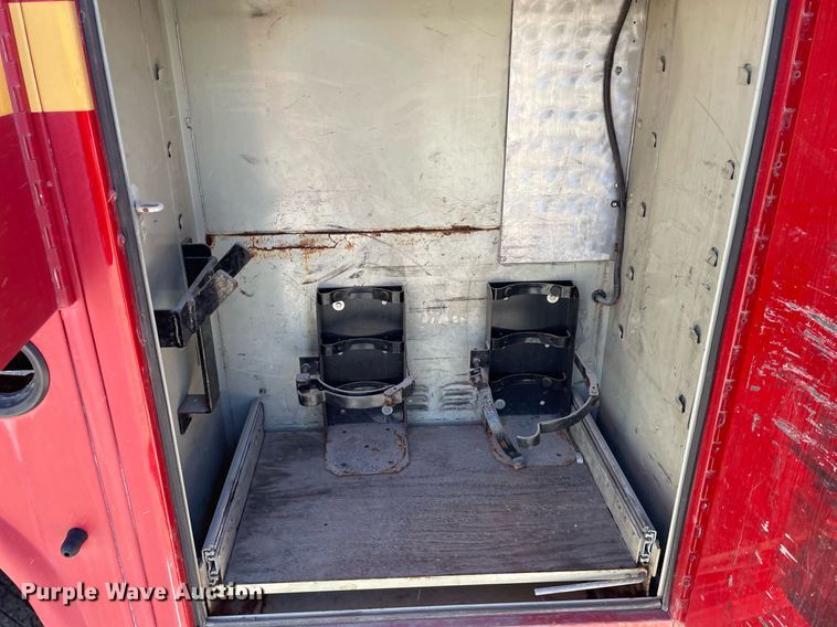 image for item NY9662 2008 Chevrolet C5500 Crew Cab utility / service truck