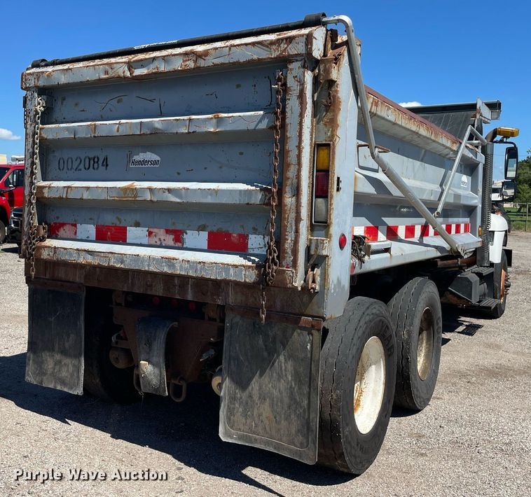 image for item NY9666 2010 International 7500 dump truck