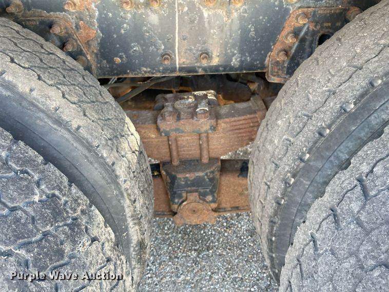 image for item NY9666 2010 International 7500 dump truck