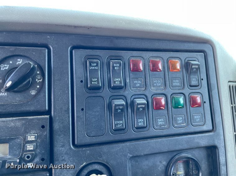 image for item NY9666 2010 International 7500 dump truck