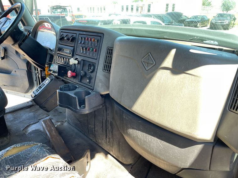 image for item NY9666 2010 International 7500 dump truck