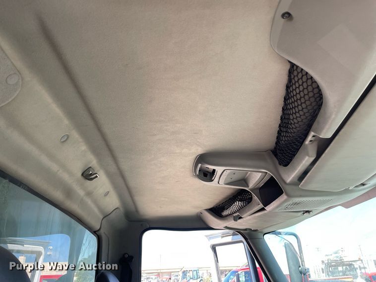 image for item NY9666 2010 International 7500 dump truck