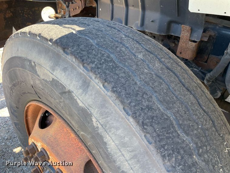 image for item NY9666 2010 International 7500 dump truck