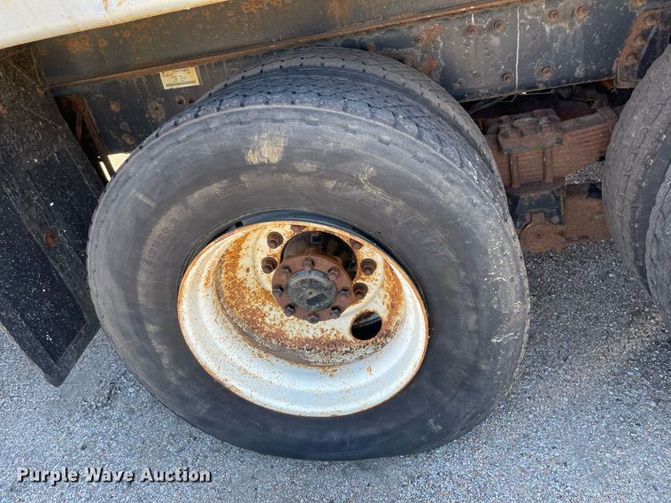 image for item NY9666 2010 International 7500 dump truck