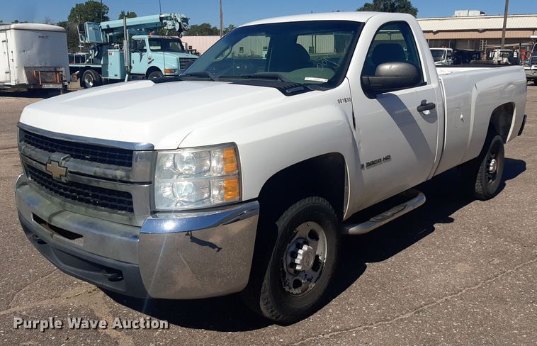 image for item NY9668 2008 Chevrolet Silverado 2500HD pickup truck