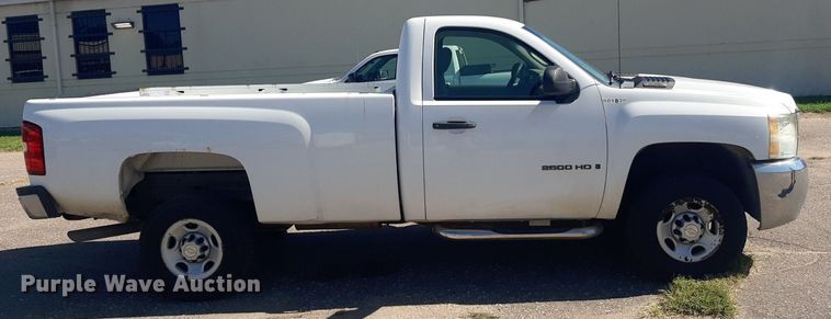 image for item NY9668 2008 Chevrolet Silverado 2500HD pickup truck