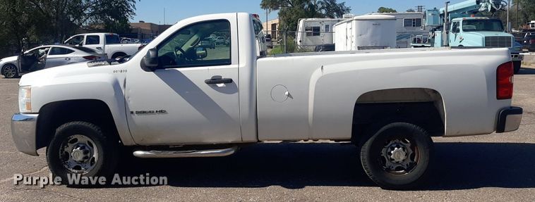 image for item NY9668 2008 Chevrolet Silverado 2500HD pickup truck