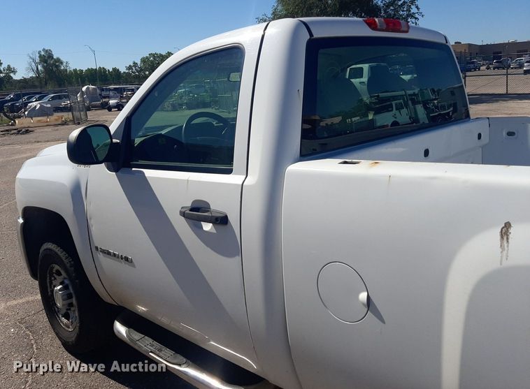 image for item NY9668 2008 Chevrolet Silverado 2500HD pickup truck