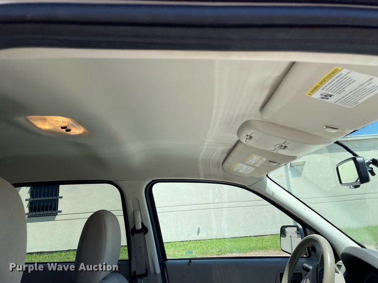 image for item NY9670 2010 Ford Escape Hybrid SUV