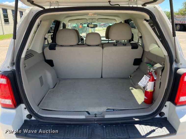 image for item NY9670 2010 Ford Escape Hybrid SUV