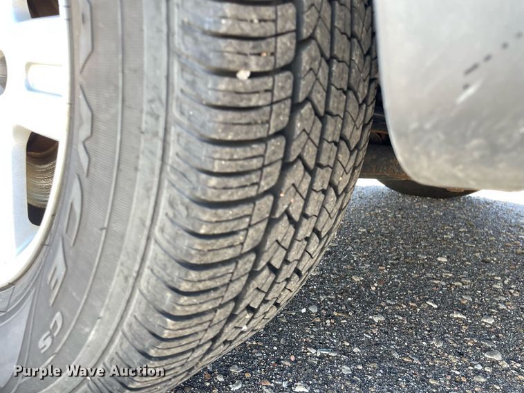 image for item NY9670 2010 Ford Escape Hybrid SUV