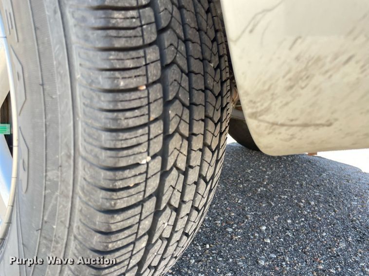 image for item NY9670 2010 Ford Escape Hybrid SUV