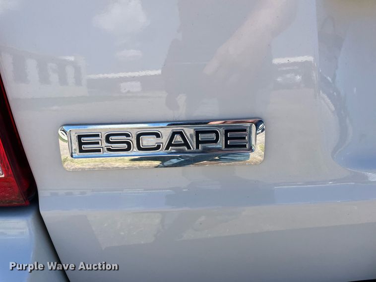 image for item NY9670 2010 Ford Escape Hybrid SUV