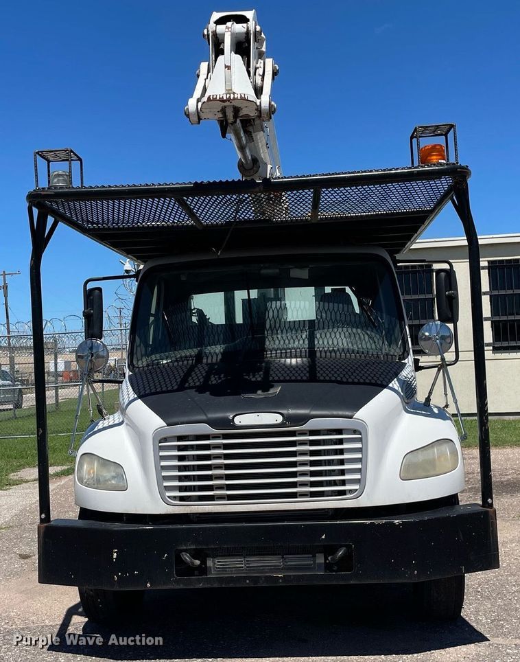 image for item NY9671 2009 Freightliner Business Class M2 bucket truck
