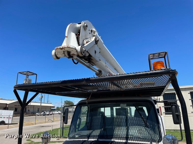 image for item NY9671 2009 Freightliner Business Class M2 bucket truck