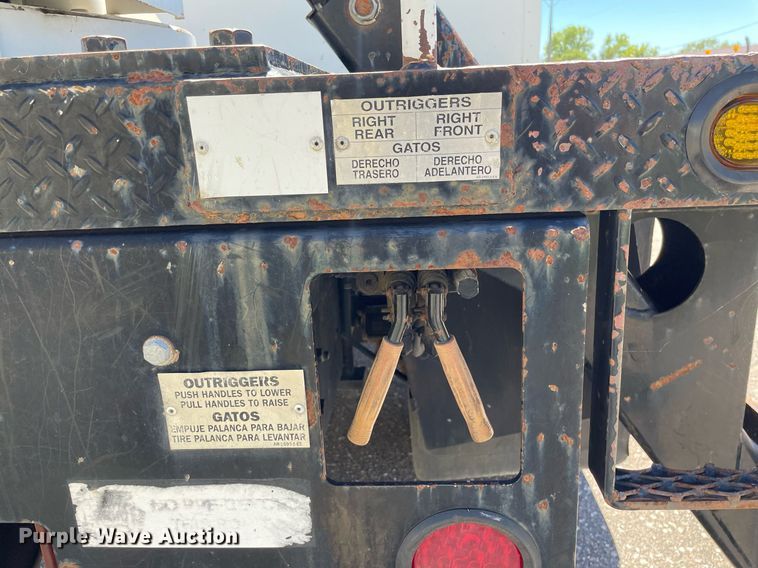 image for item NY9671 2009 Freightliner Business Class M2 bucket truck