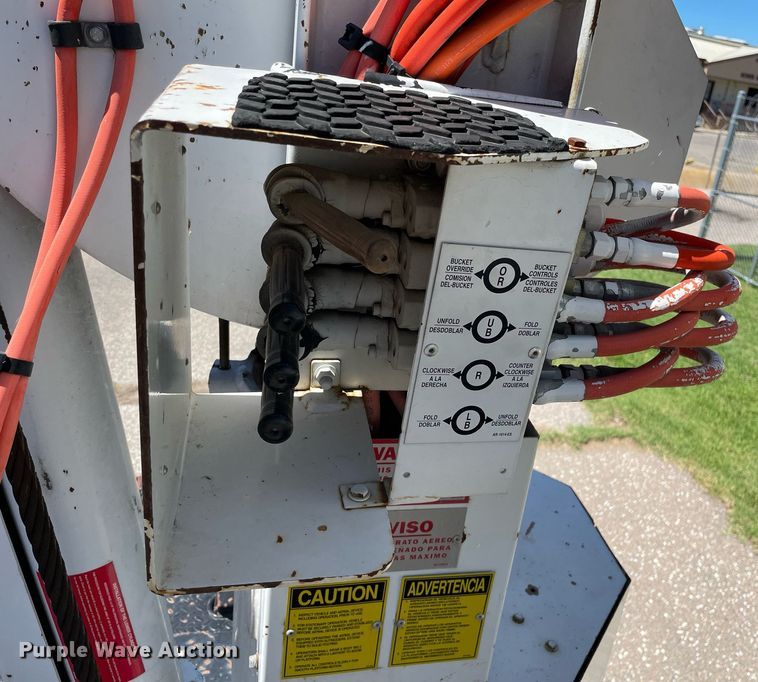 image for item NY9671 2009 Freightliner Business Class M2 bucket truck