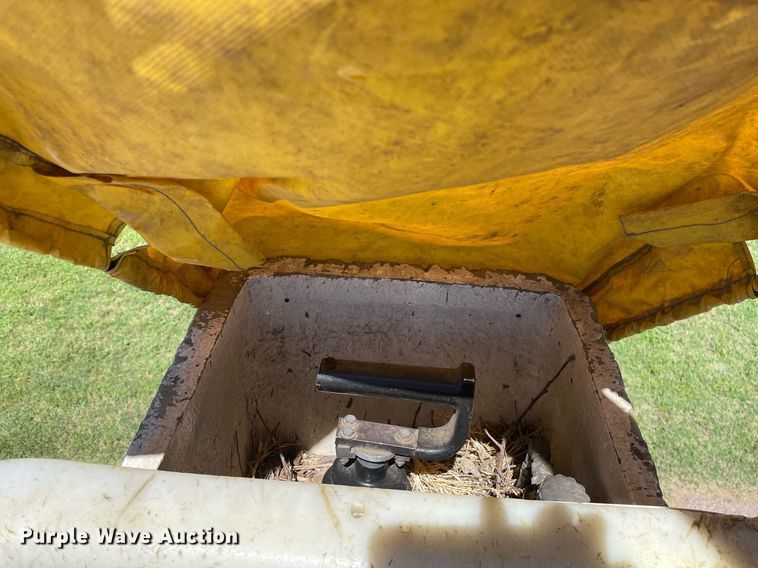 image for item NY9671 2009 Freightliner Business Class M2 bucket truck