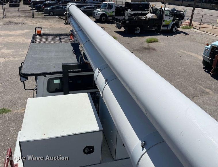 image for item NY9671 2009 Freightliner Business Class M2 bucket truck