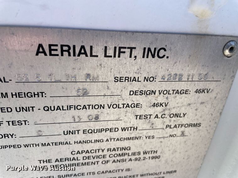 image for item NY9671 2009 Freightliner Business Class M2 bucket truck