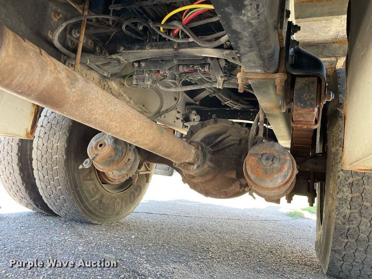 image for item NY9671 2009 Freightliner Business Class M2 bucket truck